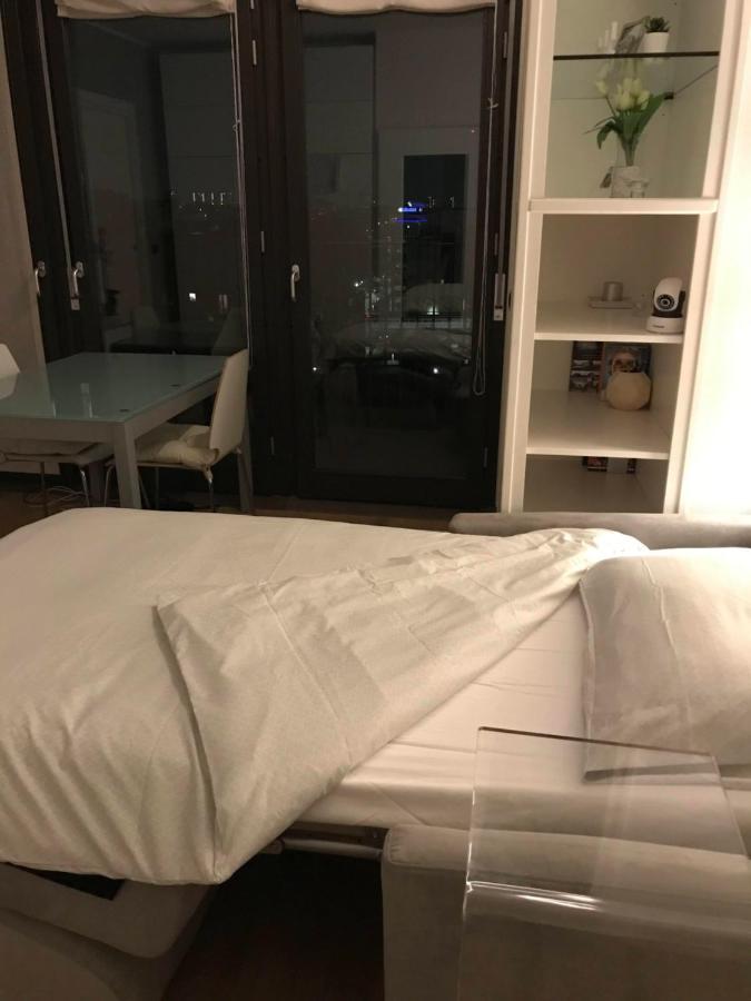 Fiera Milanocity View With Terrace Next To Shopping Mall Apartment Ngoại thất bức ảnh
